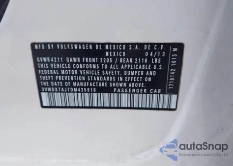 2013 Volkswagen Jetta 2.5L Se z USA, uszkodzony, nr VIN 3VWDX7AJ7DM435918